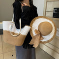 Ensemble sac et chapeau en paille